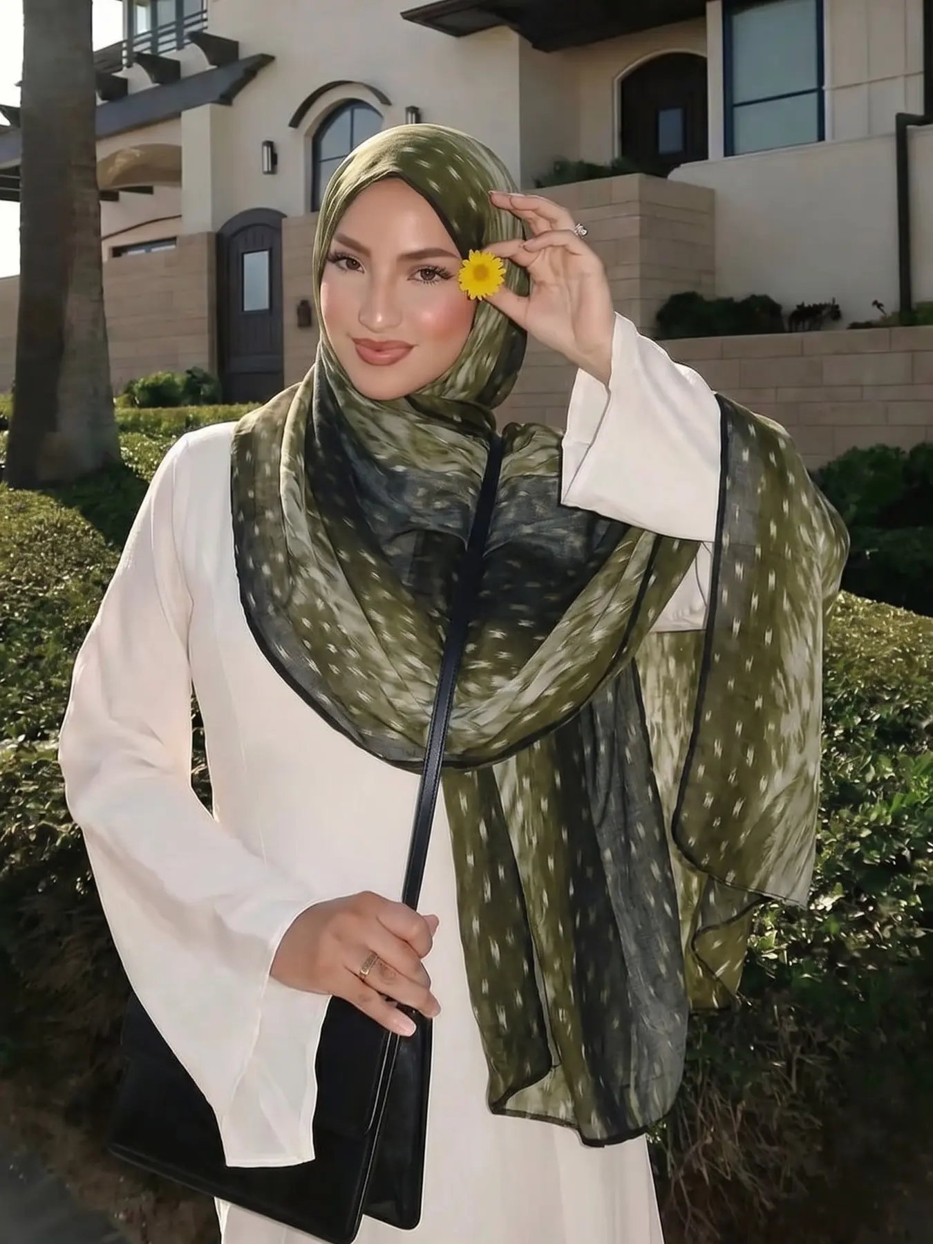 Deer Spot Printed Hijab, Breathable & Lightweight Long Shawl, Perfect for Daily Modest Wear, Modesty Hijab Wrap, Comfortable and Stylish Islamic Headscarf