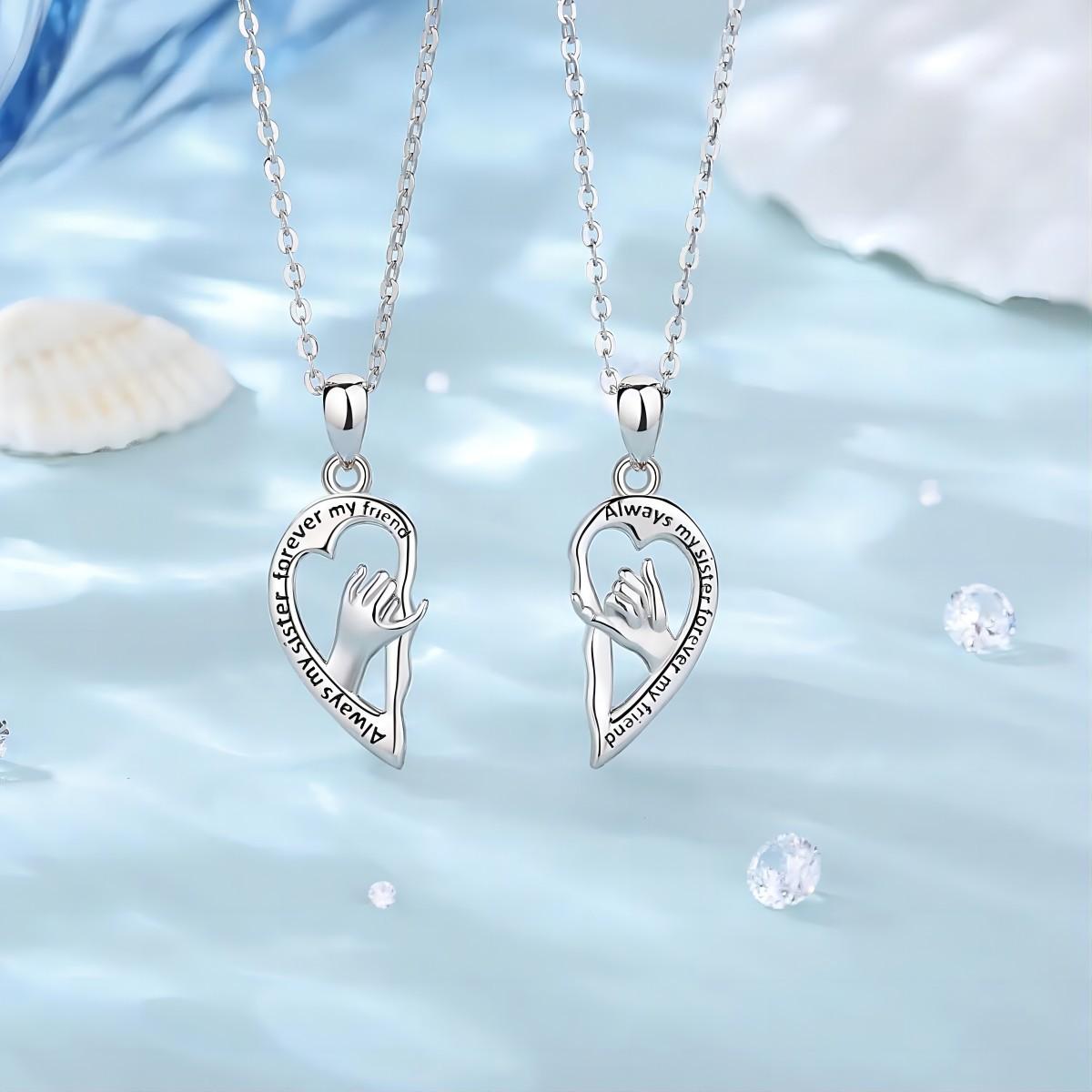 2-Piece Best Friend Heart Pendant Set, Silver Hand Holding Necklace for Girls, Long Distance Friendship Birthday Gift, BFF Jewelry for Women