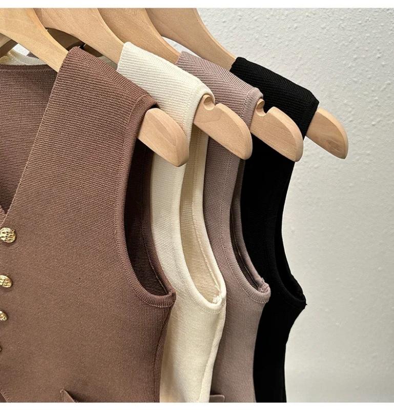 Aria Muse  2026 Summer Female Fashion Solid Single Breasted Tank Tops Knitted V-Neck Sleeveless Slim Women Vest