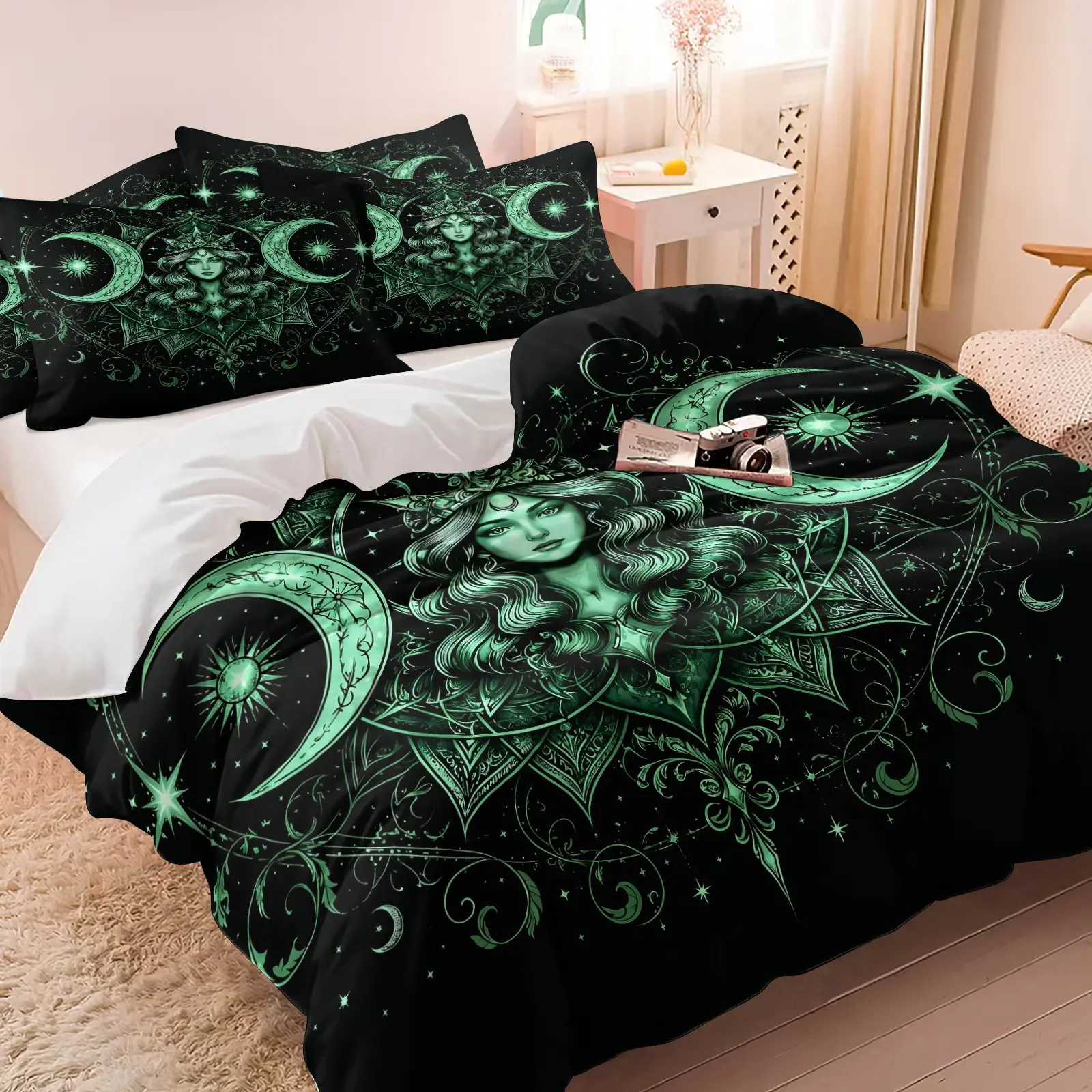 Black Green Triple Moon Goddess Print Duvet Cover Set (1 Duvet Cover + 1/2 Pillowcases), Ultra-Fine Fiber Soft Breathable Bed Linens, Witchy Gothic Bedroom Decor, Cool Bedding Set, HD Digital All Seasons Bedding, Decorative Bedding Set