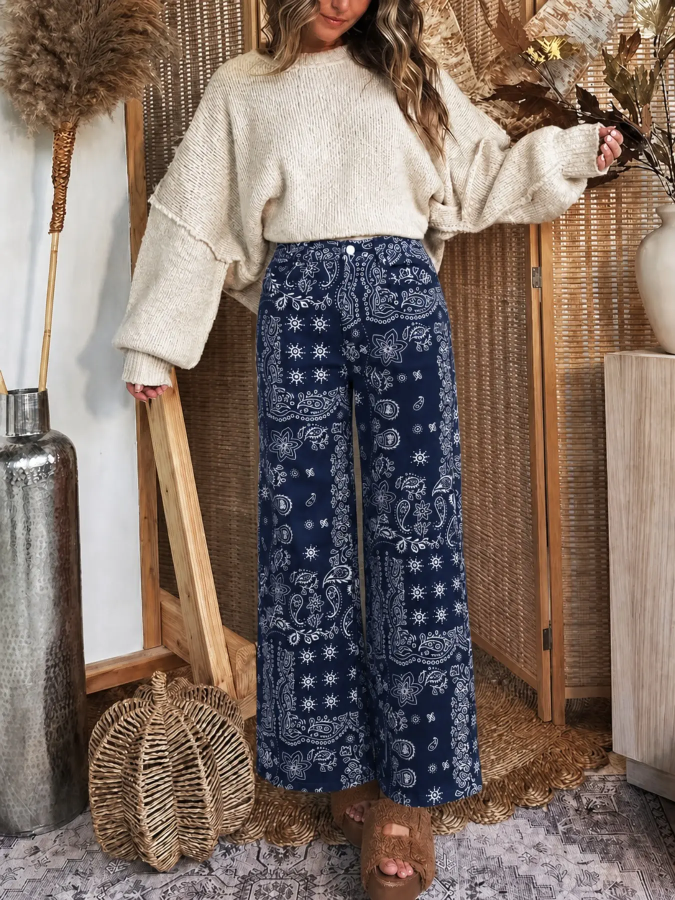 Women's High-Waisted Paisley Wide-Leg Jeans – Loose, straight-leg, floor-length trousers with a paisley print; casual, lightweight, and comfortable wide-leg pants suitable for everyday wear.