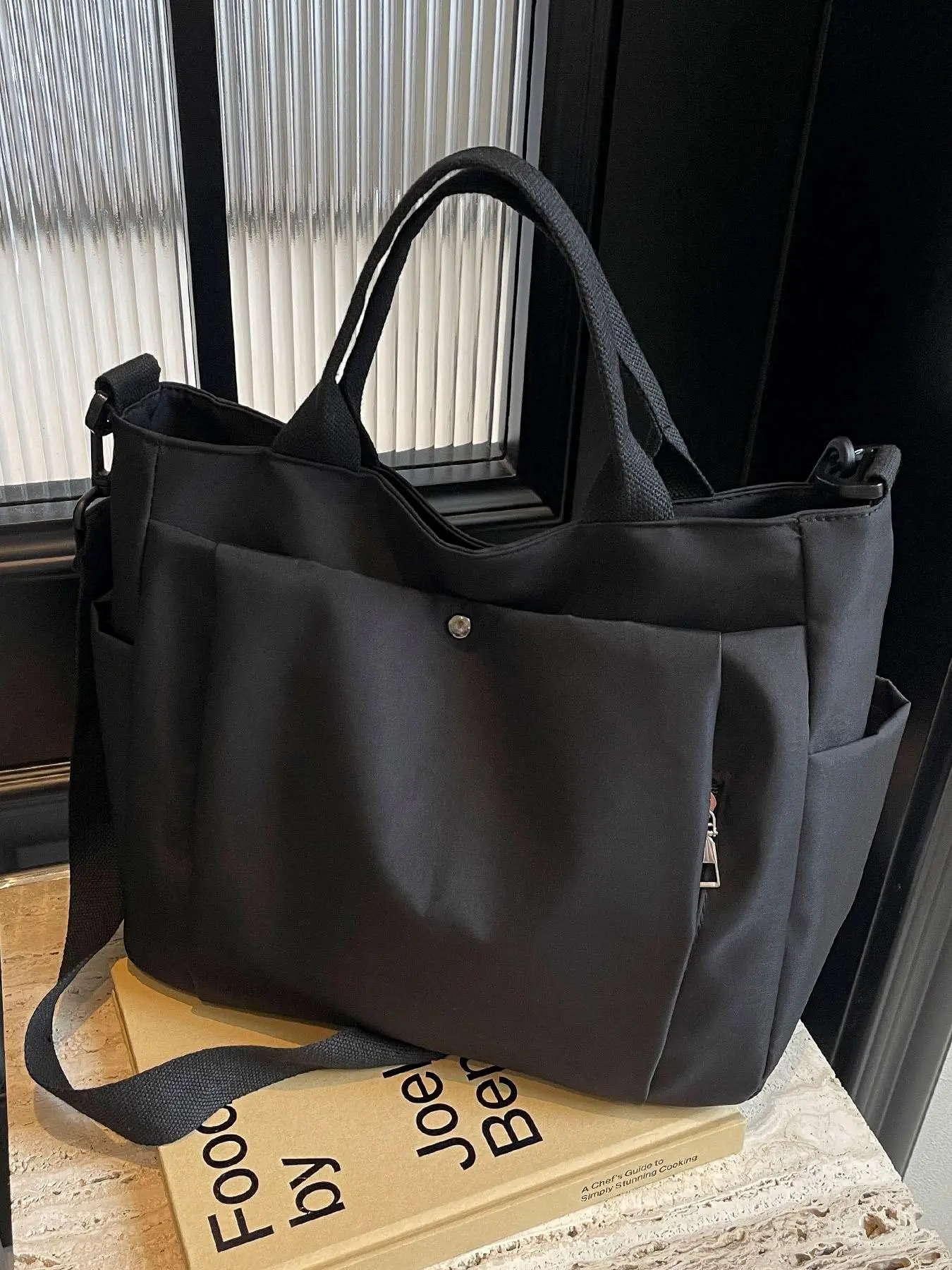 Large Capacity Solid Color Tote Bag, Multi-Pocket Design, Shoulder Crossbody Bag, Casual Crossbody Bag, Fashionable Versatile Commuter Handbag, College Student Backpack