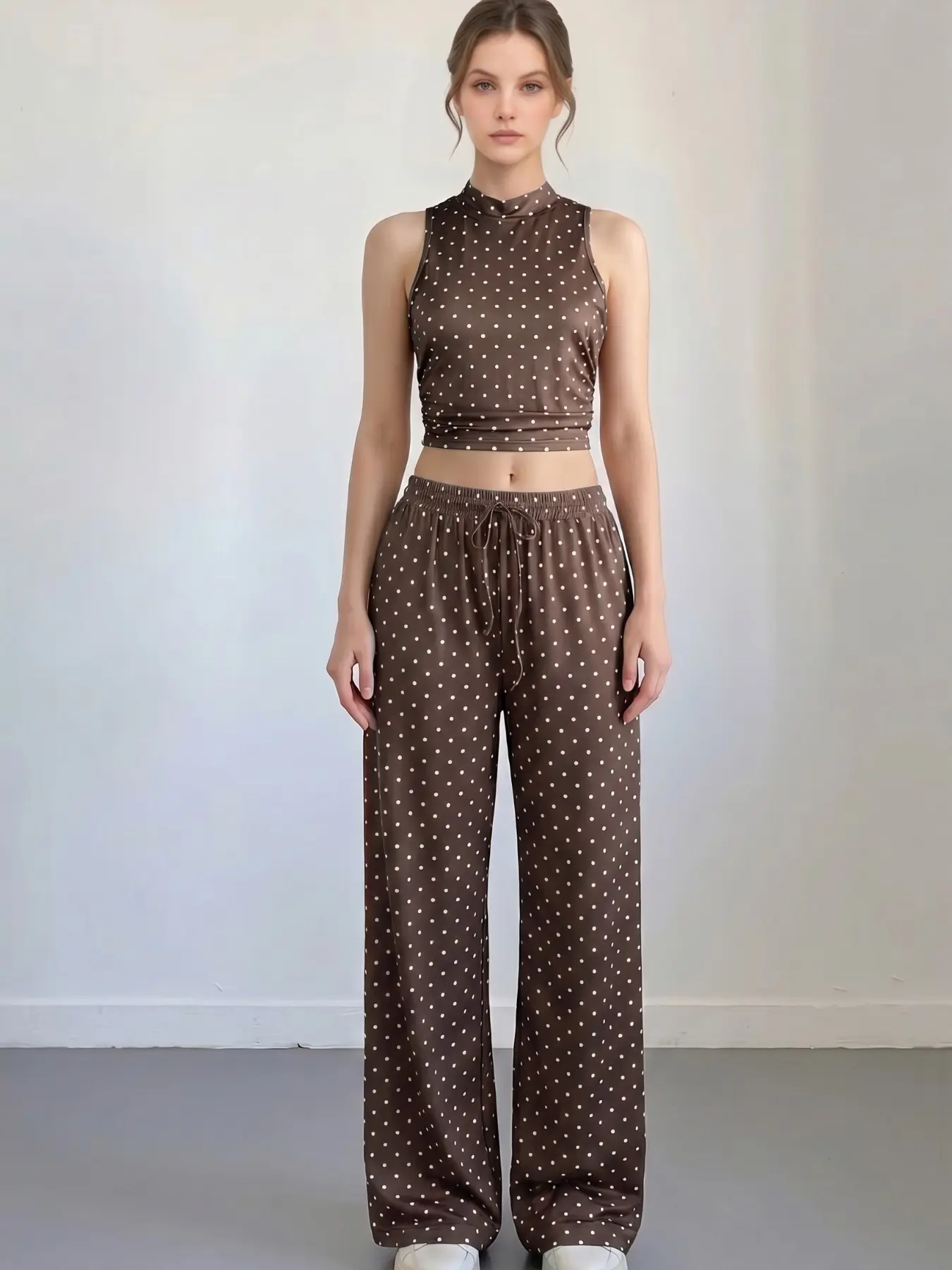 2026 New Korean Style Soft Look Casual Two-Piece Set, Women's Sleeveless Short Top and Wide Leg Drawstring Pants, Breathable and Stylish