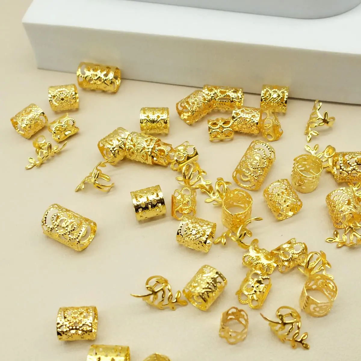 100pcs Gold Hair Jewelry for Braids Loc Jewelry Rings for Hair Adjustable Cuffs Dreadlocks Hair Beads for Women Braids Accessories