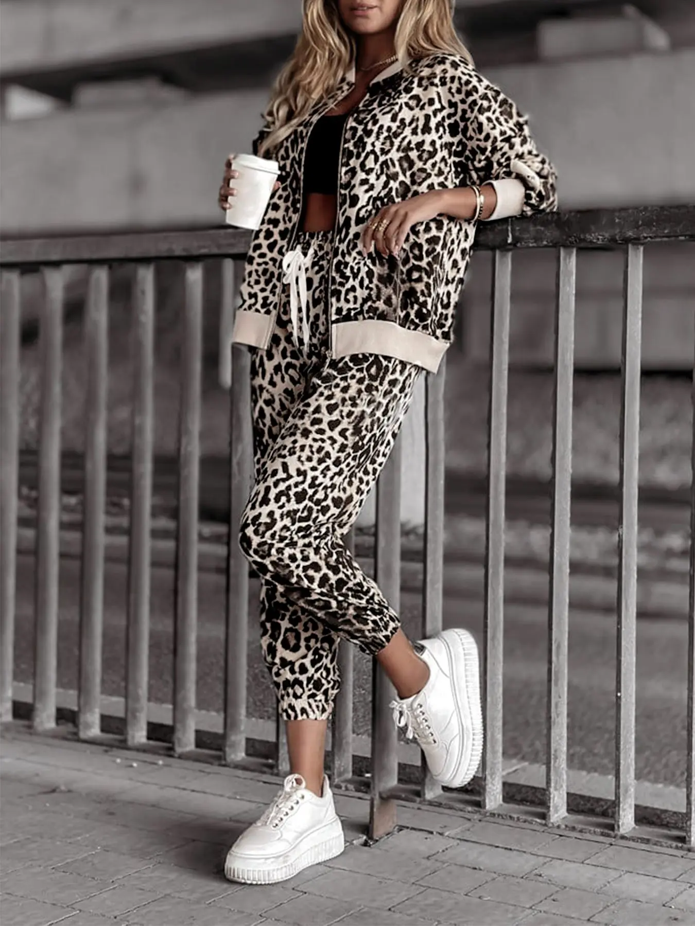 Women’s Leopard Print 2 Piece Tracksuit Set, Zip Up Jacket & Jogger Style Pants with Pockets, Stylish Streetwear Outfit for Airport, Travel & Fall Winter Wear