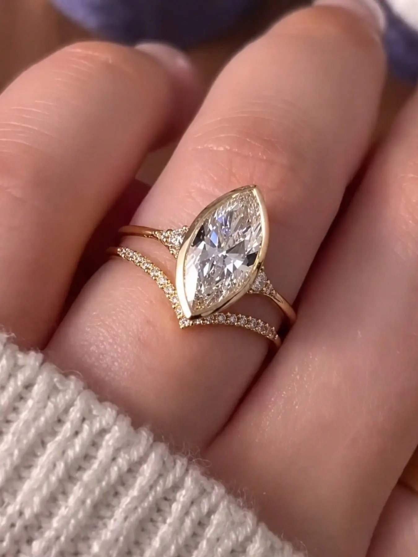 2 Pieces Vintage Marquise Beautiful Rings for Women Synthetic Gemstone Stackable Ring Set Delicate Jewelry Perfect for Engagement Weddings, Daily Wear Anniversary Gift for Her Zircon Embellished Rings