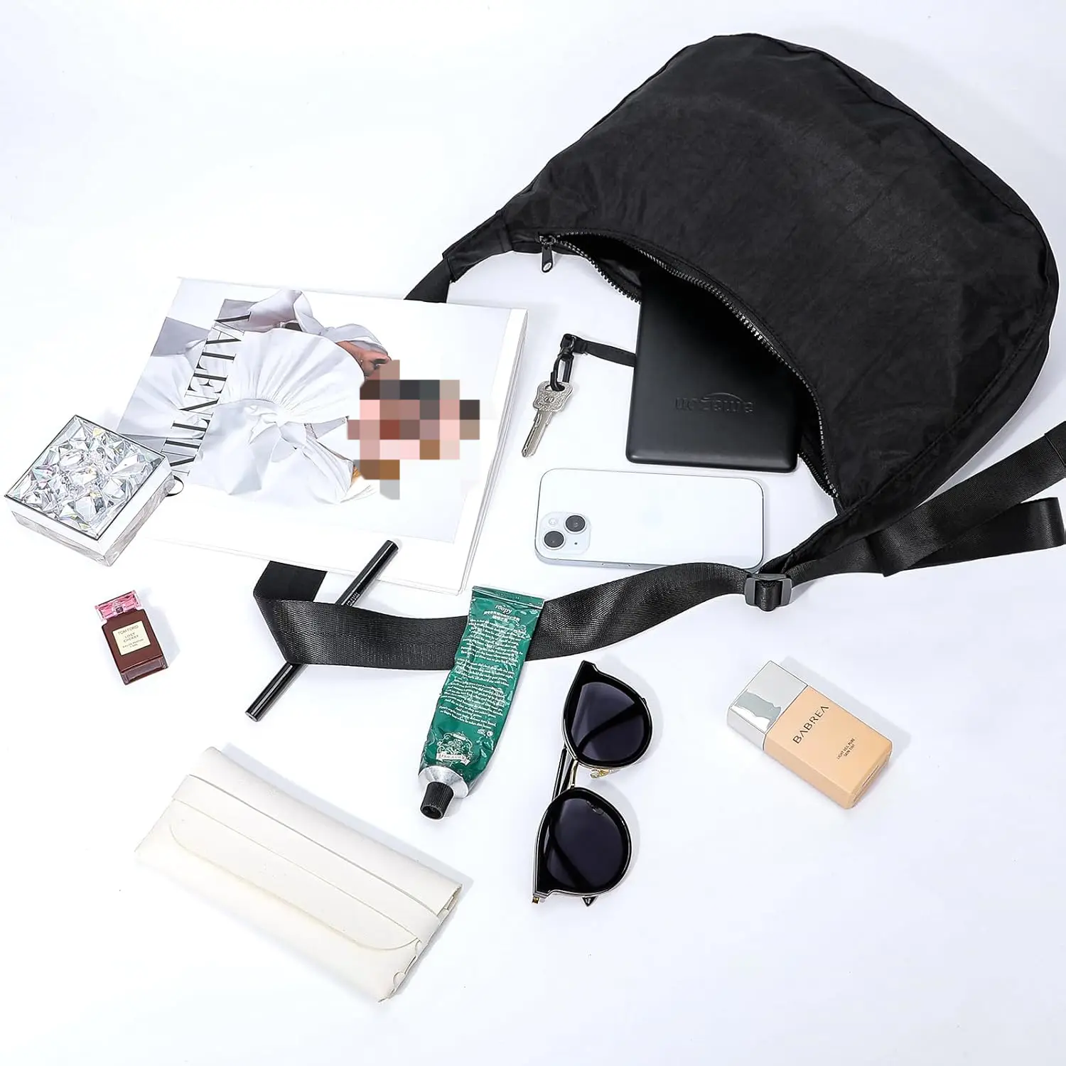 Medium Nylon Crossbody Half-Moon Bag: Casual Style Shoulder Bag