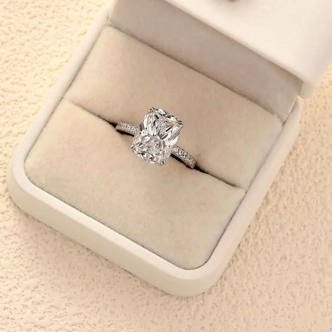 Women's S925 Sterling Silver Engagement Ring - 4.0ct Crushed Ice Cubic Zirconia Elongated Cushion Cut Center Stone, Hypoallergenic Minimalist Slim Anti-Tarnish Band, Daily Bridal Piece for Fiancée Anniversary