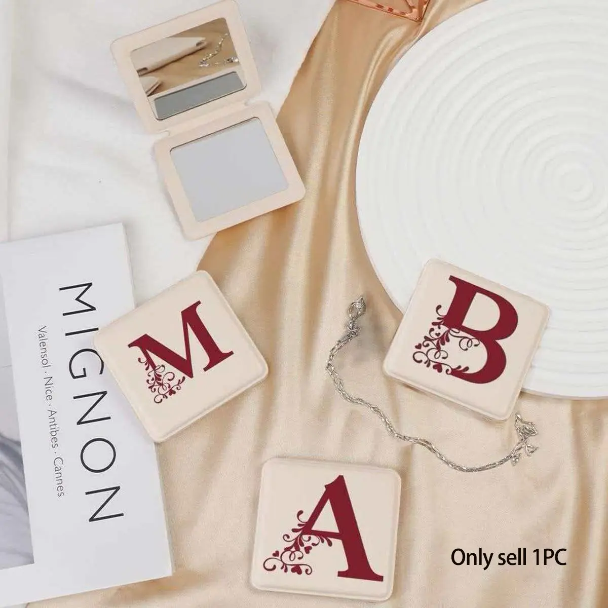 Custom Letter Portable Folding Makeup Mirror, Mini Dual-Sided Touch-Up Mirror, Personalized Initial Pocket Mirror, Travel Gift for Women, Handheld Mirror