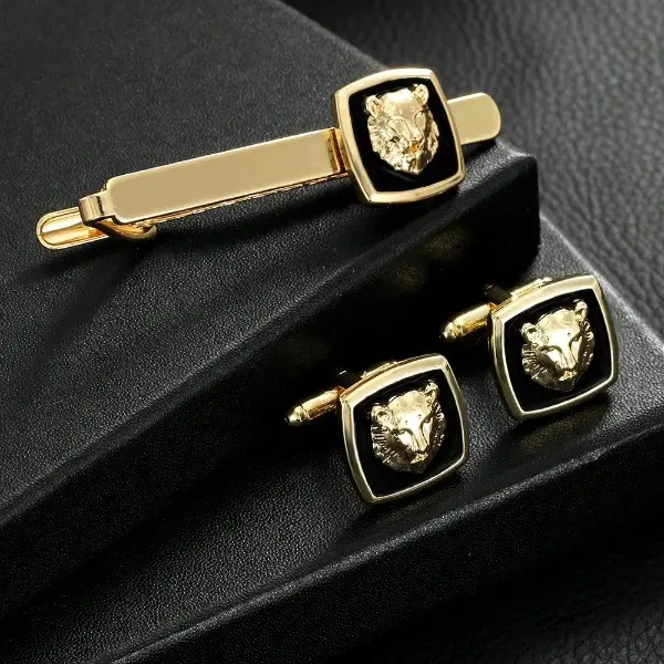 1 Fashionable High-End Exquisite Animal Cufflinks Tie Clip Set Men's French Business Shirt With Accessories