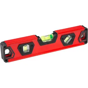 Torque leveler, with shock-absorbing end cap