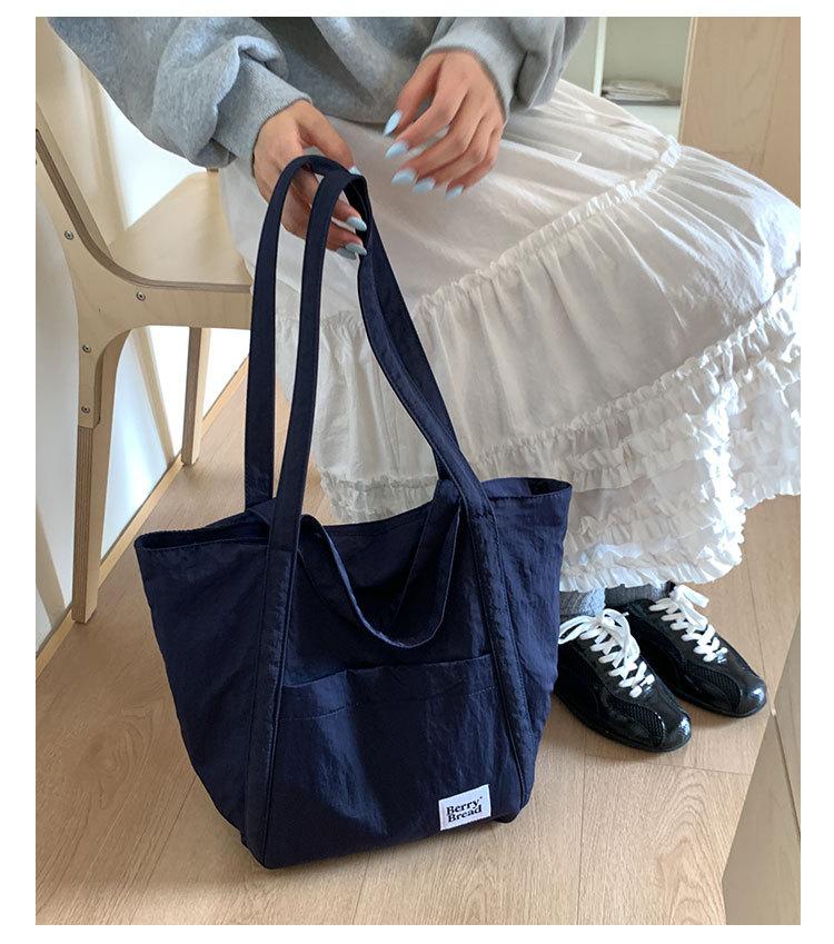 Textured Fashionable Tote Bag Casual and Lightweight Handle Bag Perfect for Shopping and Versatile Across The Shoulder Bag