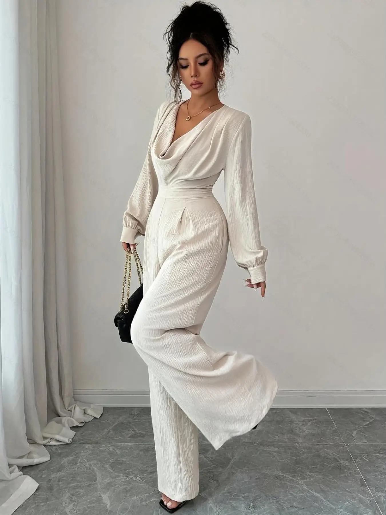 A women's beige swing collar long sleeved wide leg Waist Control jumpsuit, with a high waist and a cinched waist that looks taller and slimmer, suitable for commuting to work, shopping and outdoor activities, Plain Jumpsuits