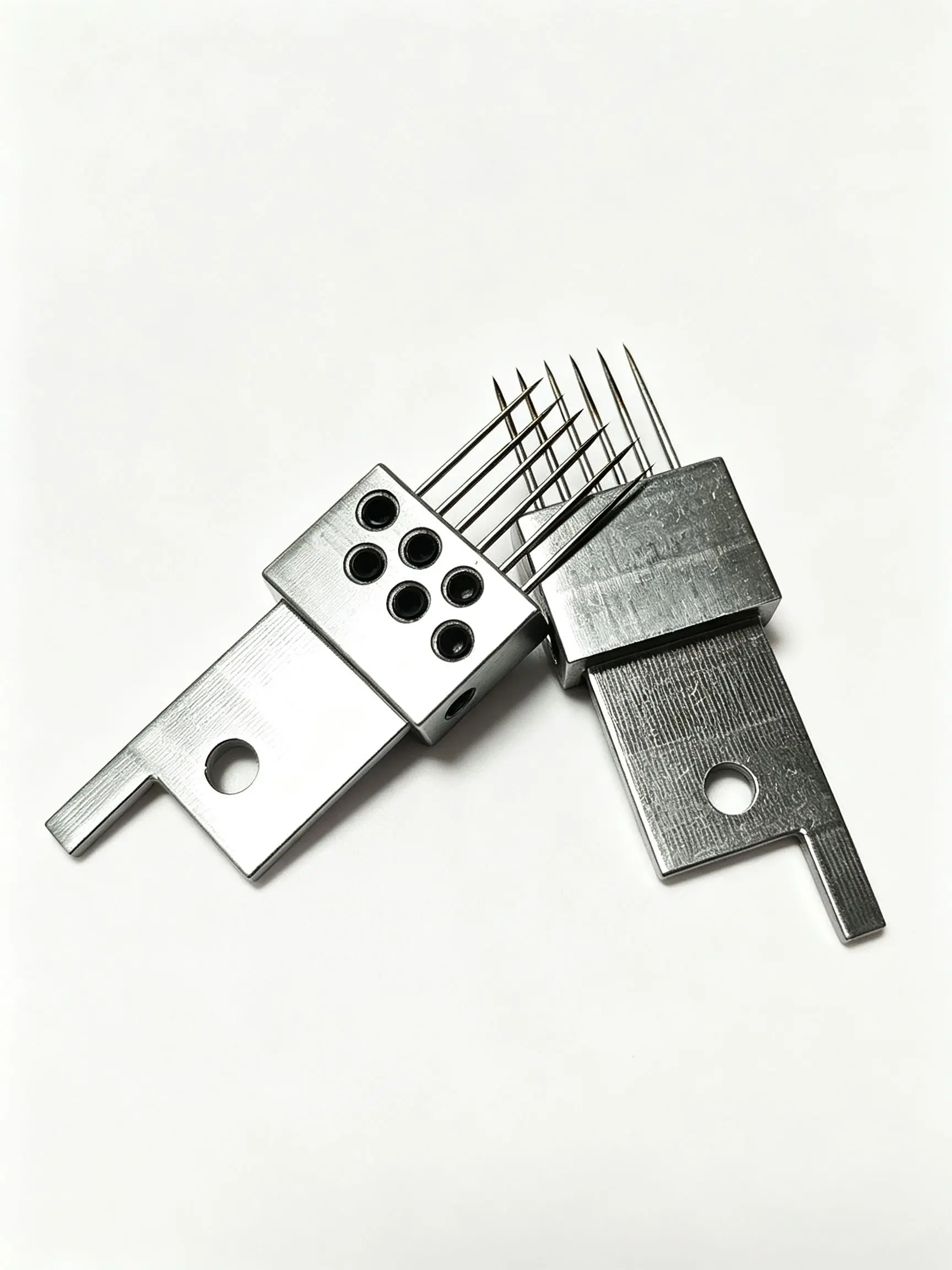 1pcs Metal Hair Transplant Needle, Fine Stainless Steel Material, Multi-Hole Implant Tool, Specialized for Wig Attachment and Hair Extension