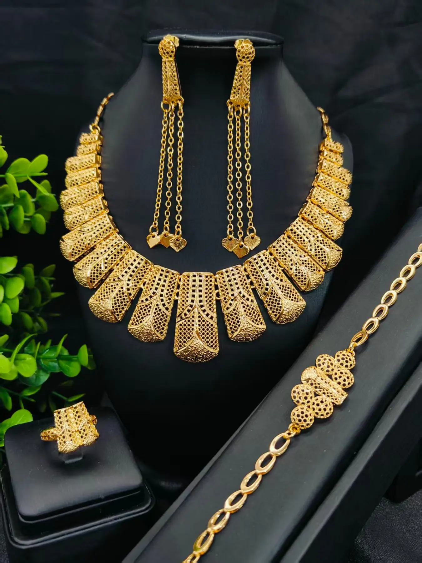 Fashion Women's Square Bell Pendant Jewelry Set, Necklace Earrings Ring Bracelet, Wedding Party Gift