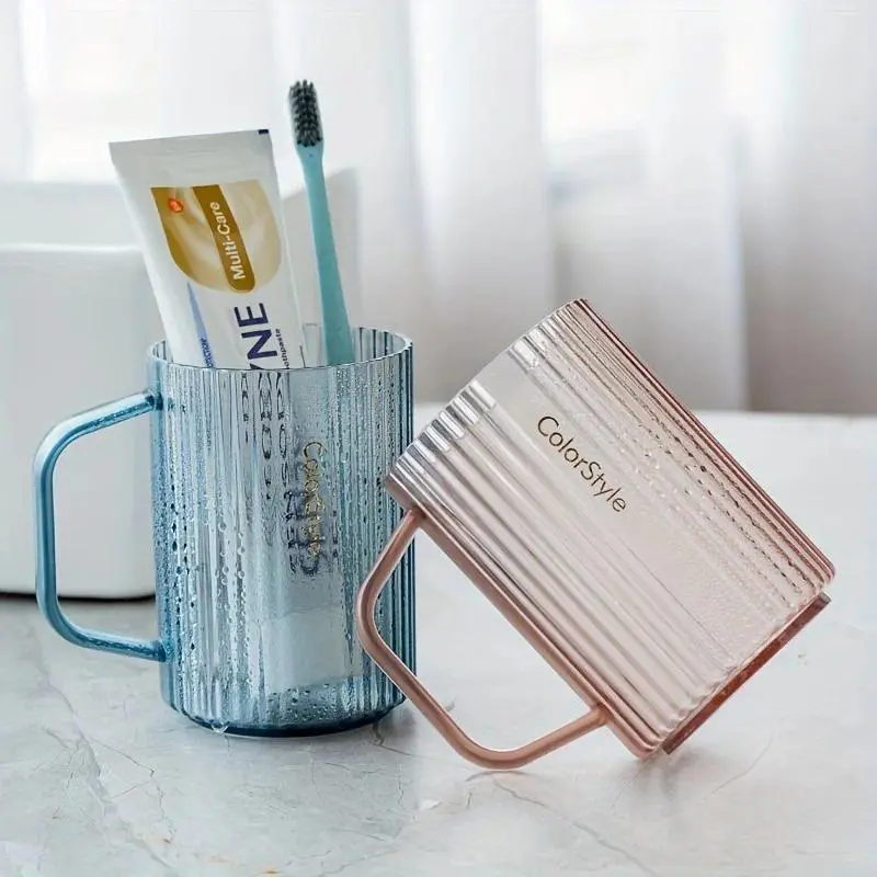1pc Solid Color Mouthwash Cup, Simple Household Toothbrush Cup, Plastic Gargle Cup With Handle, Minimalist Bathroom Tumbler