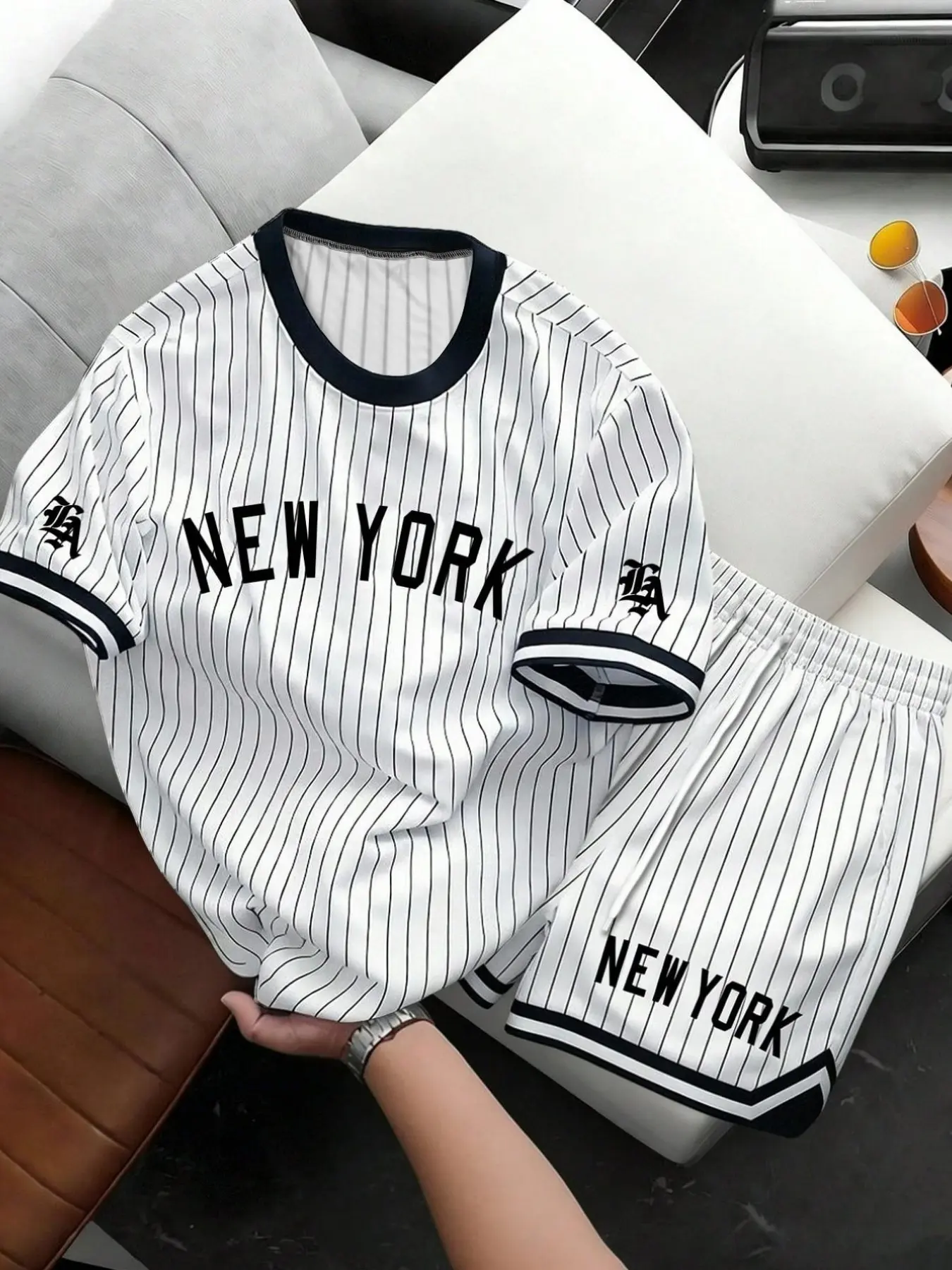 New Men Burnout Short Sleeve Tee & Drawstring Shorts 2 Piece Matching Set, Oversized Casual Print T-Shirt & Drawstring Shorts Tracksuit, Casual Summer Everyday Wear, Gym Workout, Beach Vacation, Menswear, Multiple Styles Available