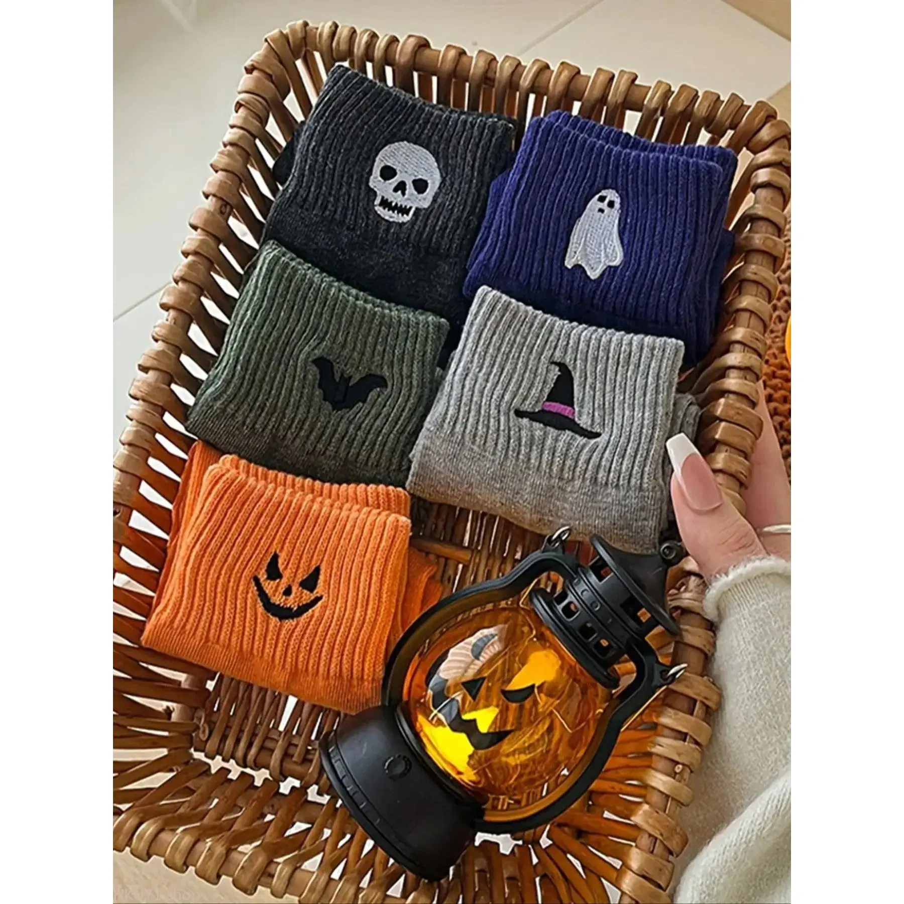 Women's Casual Socks 5-Pair Pack with Playful Halloween Cartoon Prints - Thick Knitted Mid-Calf Style for Fall-Winter Warmth Boost, Fabric, Everyday Outfits, Synthetic, Playful Prints, Fitted Fit, Casual Comfy Socks, Halloween Theme, Cute Novelty Socks