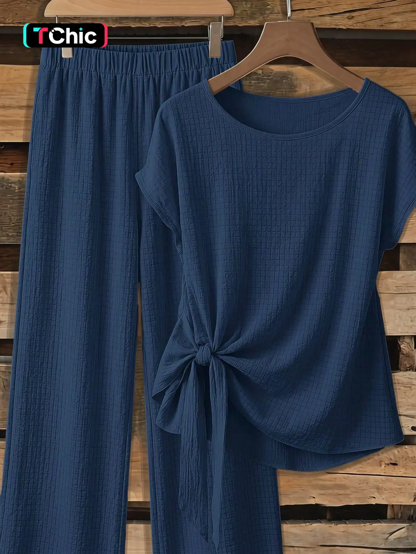 Women's casual Basic solid color bow tie short shirt and loose straight-leg trousers two-piece set, suitable for spring and summer wear.