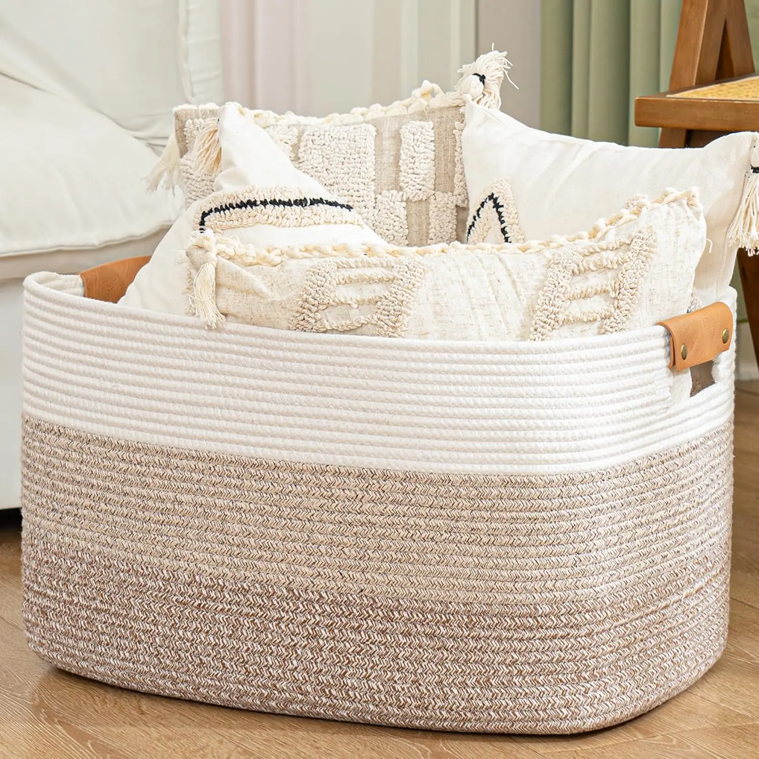 Blanket Basket, 72L Woven Storage basket with Leather Handle, Eco-friendly Decorative Storage Organization in Bathroom & Living Room for Towels 22 ''*17 ''*11.8 '', Gradient Brown