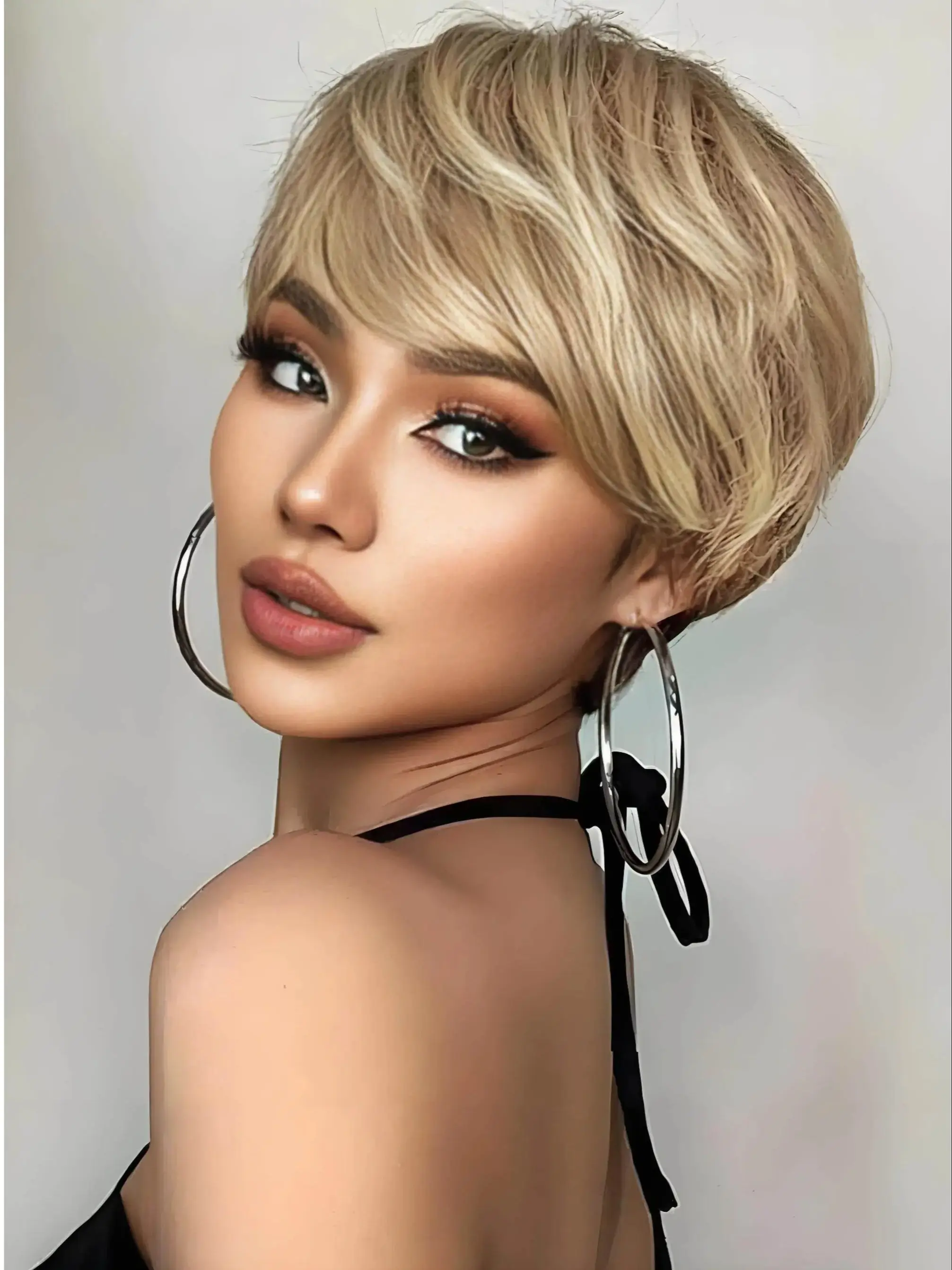 Short Blonde Wigs for Women, 10inch Pixie Cut Wigs with Bangs, Straight Layered Short Hair Wigs, Natural Looking Synthetic Hair Wig, Silky Straight Wigs