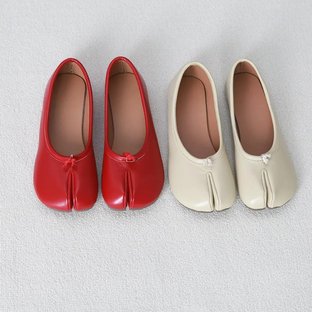 2026 New Split-toed Shoes, Ballet Shoes, Walking Shoes, Women's Dance Shoes, Pig's Trotters, Lazy Horseshoe Shoes, Flats, Indoor Walking Shoes, Multi-functional Women's Shoes