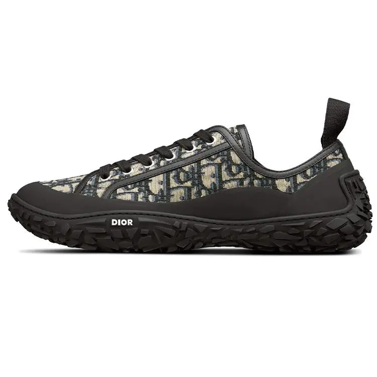 Dior B28 Fabric Low-Top Casual Sneakers for Men in Beige and Black Verifiable, with credentials and supporting global authentication