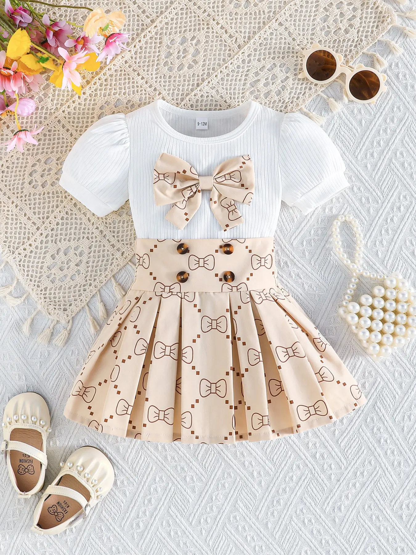 Baby Girl Bow Pattern Two-Piece Set, Soft Lightweight Stretchy Fabric, Decorative Front Bow Top & Pleated Short Skirt, Suitable for Infant 6-36 Months, Clothes for Parties & Shopping, Summer Outfit, Various Color Options, Baby Clothing