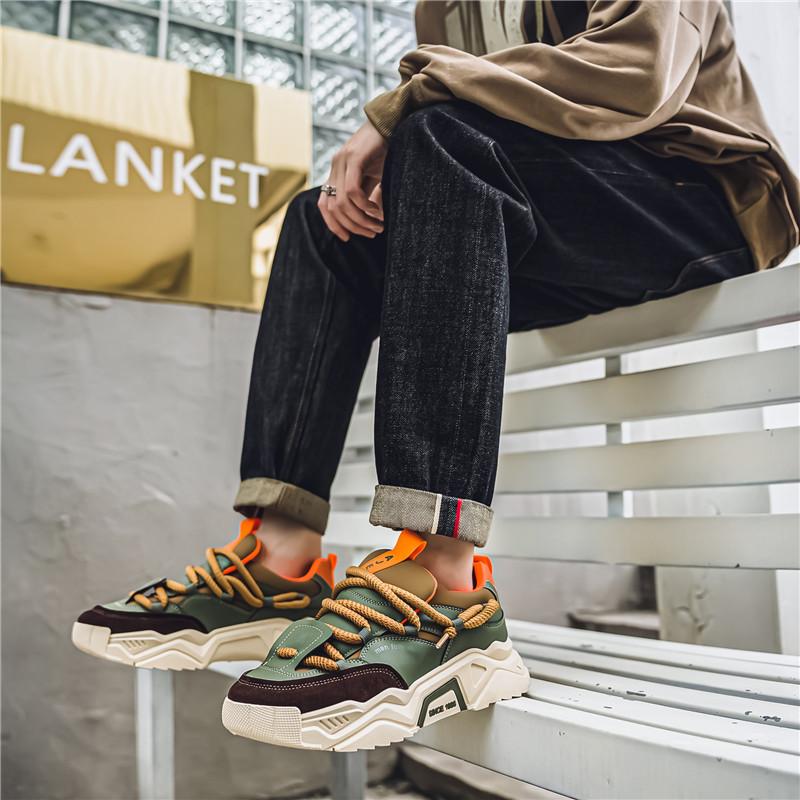 Trendy color-blocked thick-soled casual sports shoes for men, featuring a stylish low-top round toe with lace-up design, lightweight, comfortable and breathable, suitable for outdoor sports and hiking.