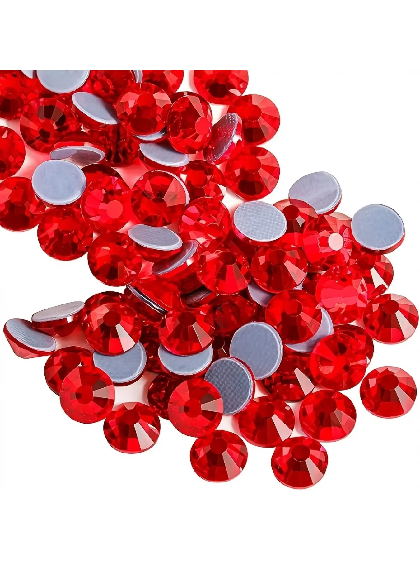 High-quality red heat-repaired glass crystal, glittering flat-backed rhinestone round crystal stone, used for clothing, shoes, jewelry production and fashion accessories Rhinestone Detail