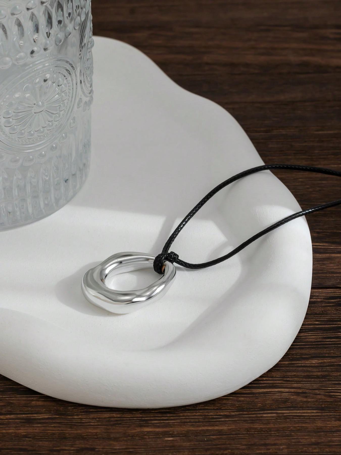 Simple Plain Geometry Design Pendant Necklace, Fashion Jewelry for Party, Daily Streetwear Clothing Decor, Trendy All-match & Exquisite Jewelry for Birthday Gift Simple Plain Geometry Design Pendant Necklace, Fashion Jewelry for Party, Daily Streetwear Clothing Decor, Trendy All-match & Exquisite Jewelry for Birthday Gift