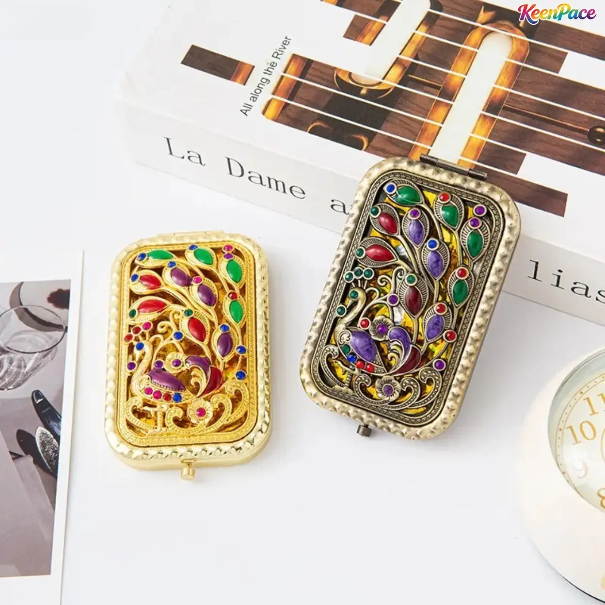 Vintage Embossed Peacock Metal Folding Compact Mirror, Dual Side 1X Normal & 2X Magnifying Makeup Mirror With Rhinestone Inlay, Retro Victorian Pocket Vanity Mirror For Travel Purse Daily Touch Ups, Elegant Gift For Women & 4th Of July Outfit Matching Dec