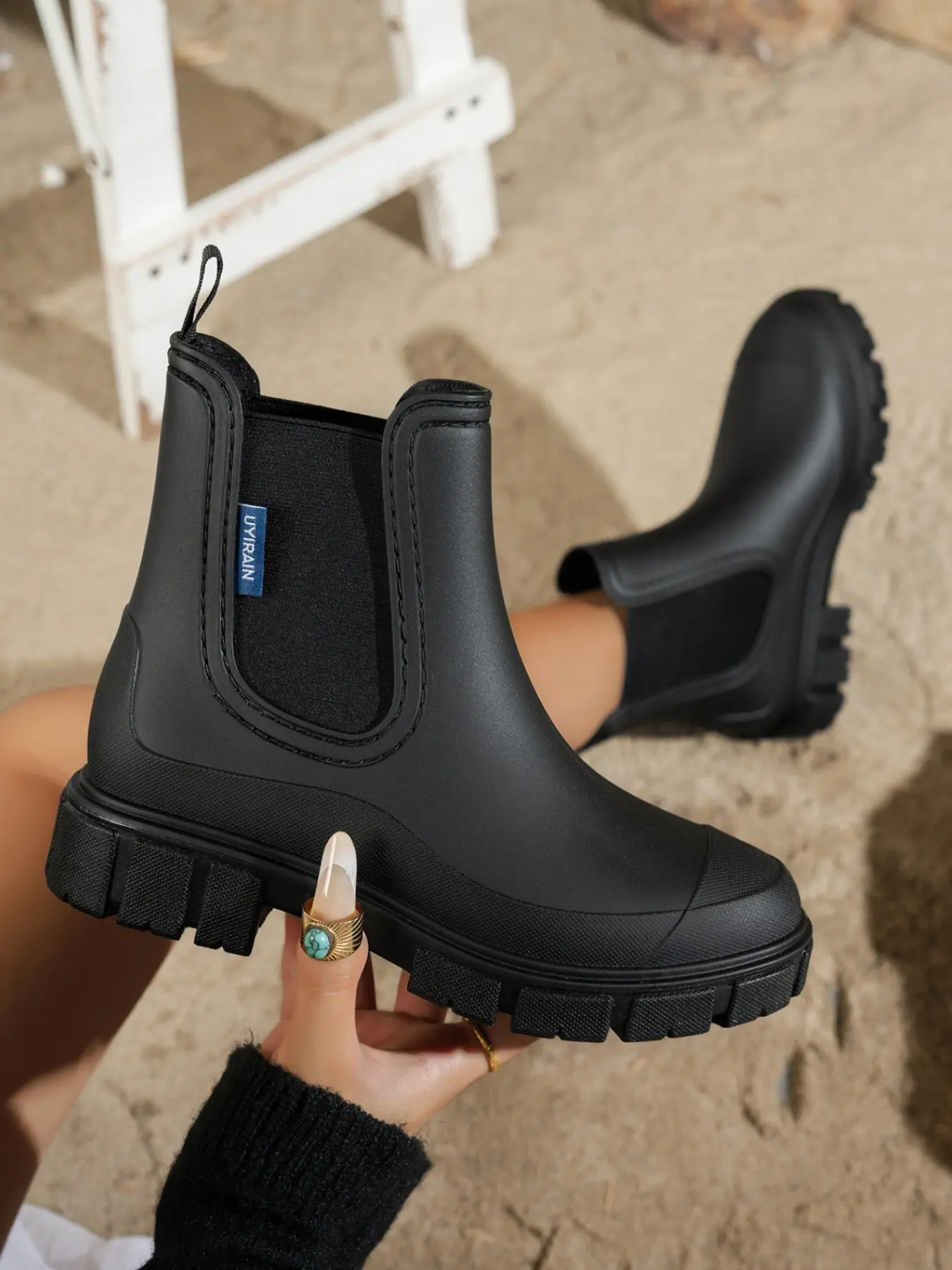 Fashion Platform Chelsea Rain Boots for Ladies, Waterproof Slip on Rubber Ankle Booties, Anti Slip Lug Sole, Casual Outdoor Travel Shoes, Pu Leather Boots, Non Slip Boots, Premium Waterproof Boots