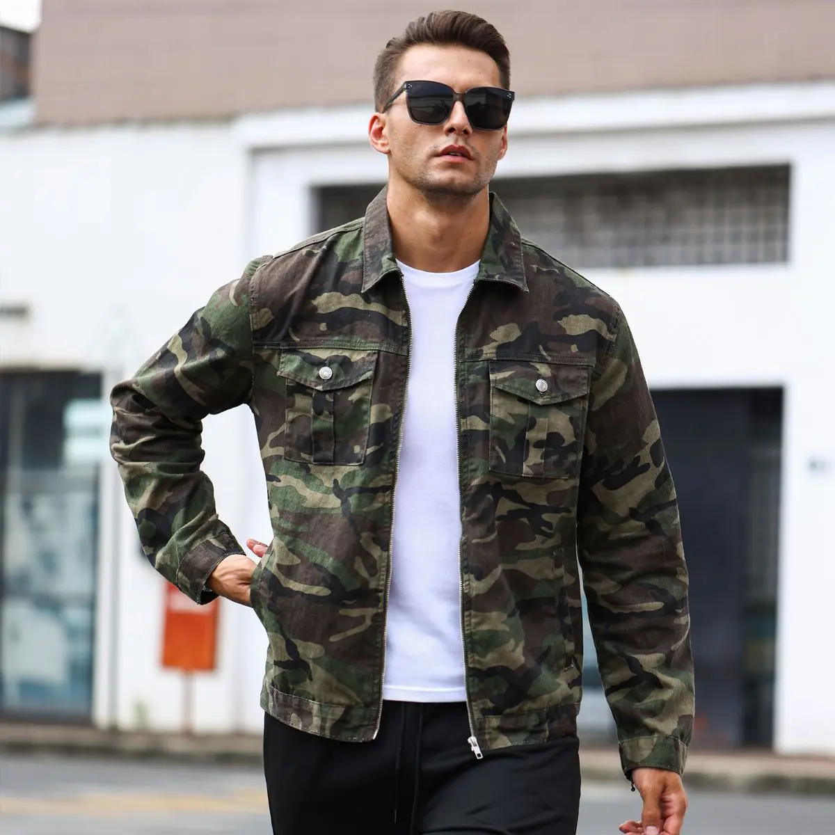 Men's Camo Denim Trucker Jacket - Cotton Twill Camouflage Print Military Utility Coat with Dual Flap Pockets, Zip-Front Fall Casual Streetwear Outerwear, Machine Washable