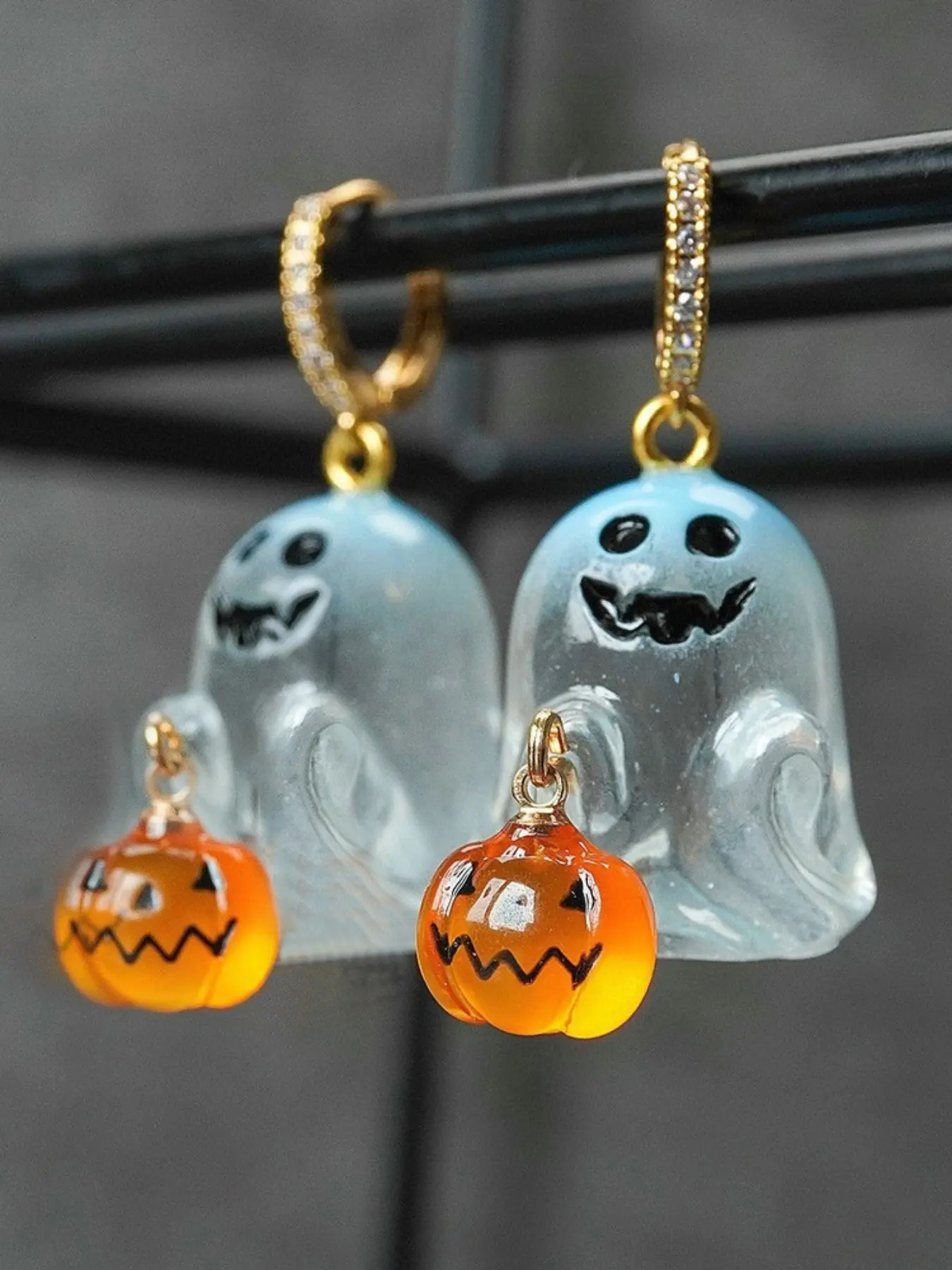 Halloween Hoop Earrings Pumpkin Ghost Design, Casual Style Acrylic Dangle Earrings for Women Fall & Winter Jewelry Party Gift