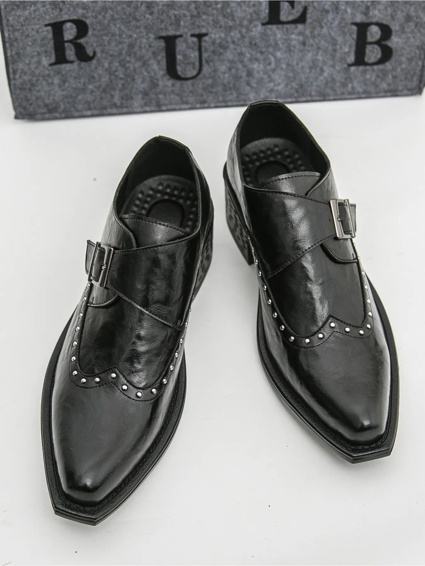 1 Pair Men Loafers PU Pointed Comfortable Trendy Business Casual Men Shoes Business Formal Shoes