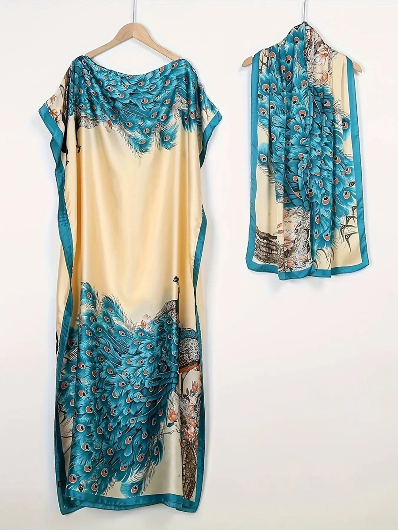 Blue Peacock Print Dress and Scarf Set, Animal Pattern, Comfortable Breathable, Loose Fit, Versatile Shawl, Ideal for Vacation and Casual Wear