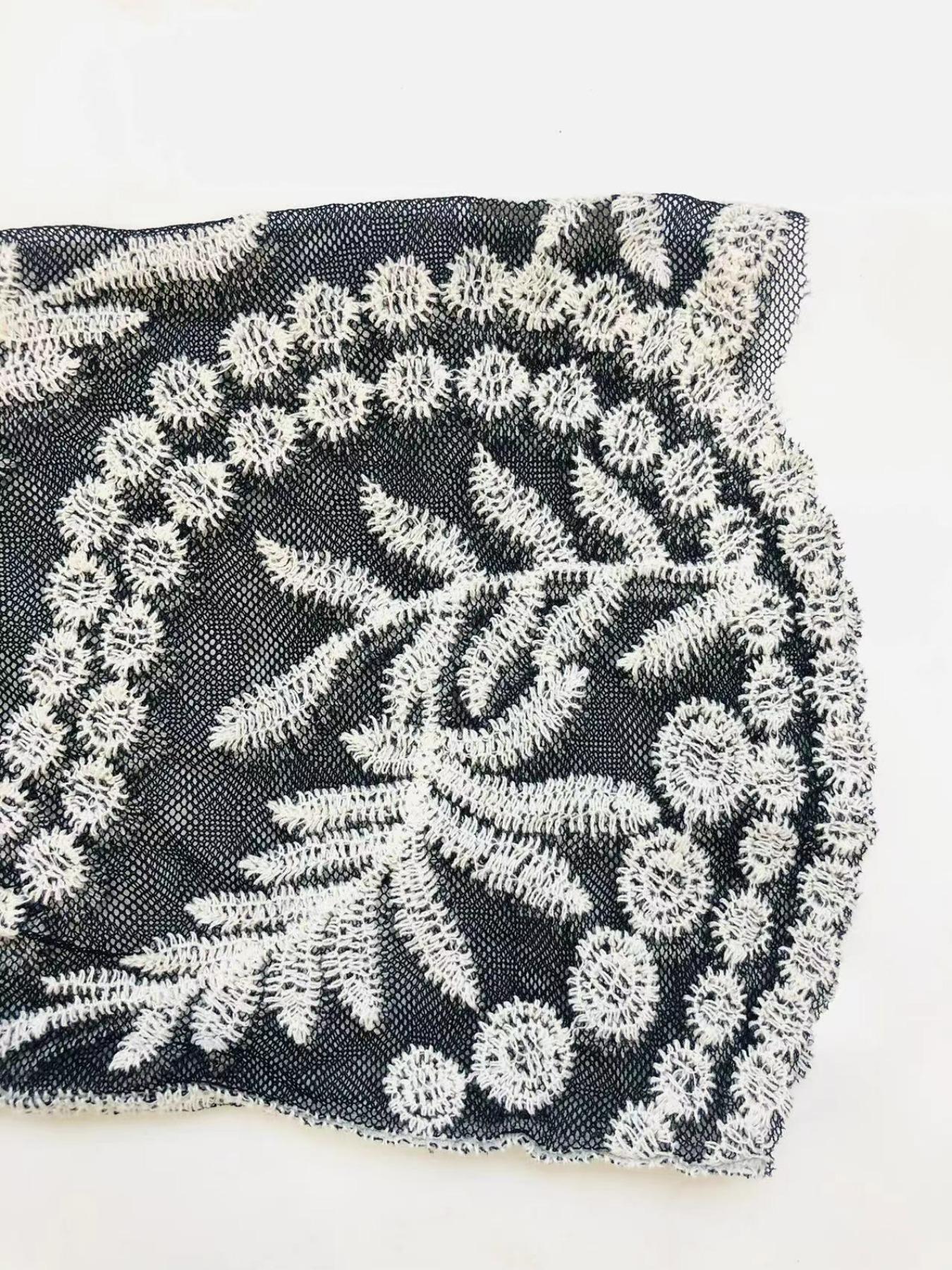 Women's Embroidery Sheer Crop Cover Up Top without Bottom, Boho Fashion Long Sleeve Cover Up Top for Beach Vacation, Ladies Clothes for Summer