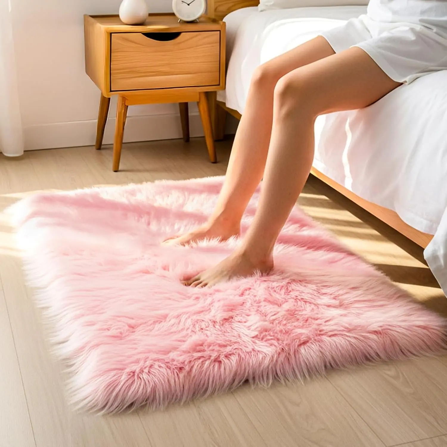 Faux Sheepskin Look Rug - 20x32 in Synthetic Fiber Durable Indoor Floor Carpet for Modern Home Decor
