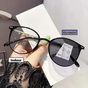 Luxury Near Far Photochromic Glasses Women Round Progressive Multifocal Reading Glasses Men Fashion Color Changing Eyewear