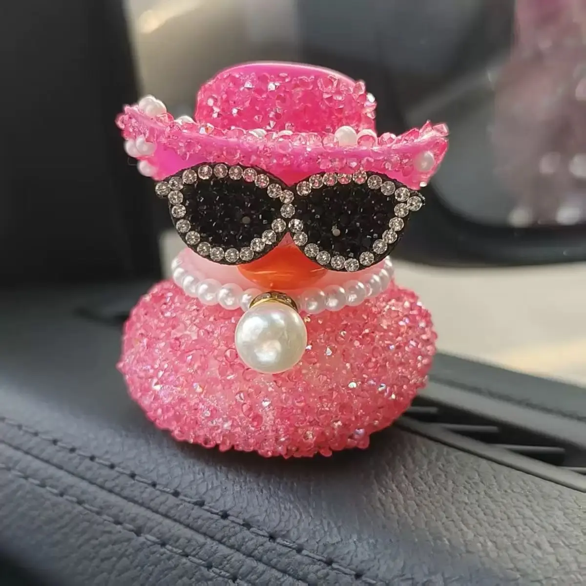 Luxurious Rhinestone Duck Car Ornament, Shiny Pearl Dashboard Decor, Cute Colorful Duck with Sunglasses, Hat, Necklace, Women Girls Car Interior Accessory, Girly Car Accessories, Christmas Birthday Gift, Car Interior Ornaments