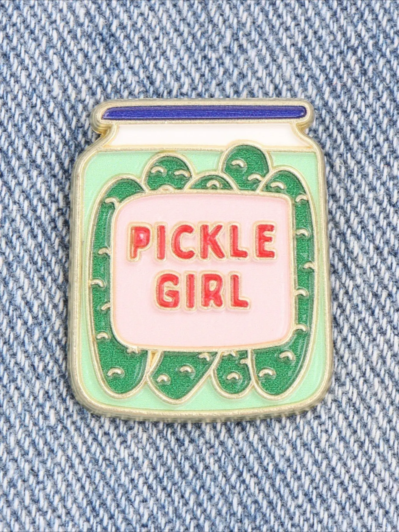 Vintage Pickle Girl Jar Enamel Pin, Cute Pickle Cucumber Metal Brooch Pin, Women's Denim Jacket Backpack Decor Lapel Badge Accessory