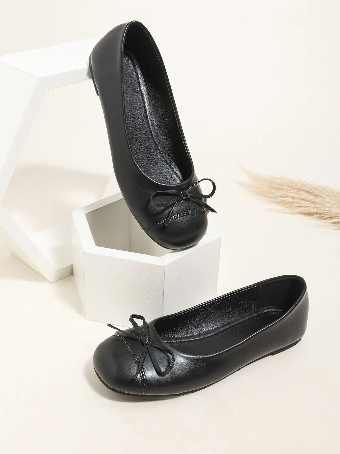 New Women's Casual Ballet Shoes, Elegant Low Heel Butterfly Knot, Plain Color Round Toe, Slip-On Comfortable Footwear, Casual Flat Shoes, Leisure Shoes