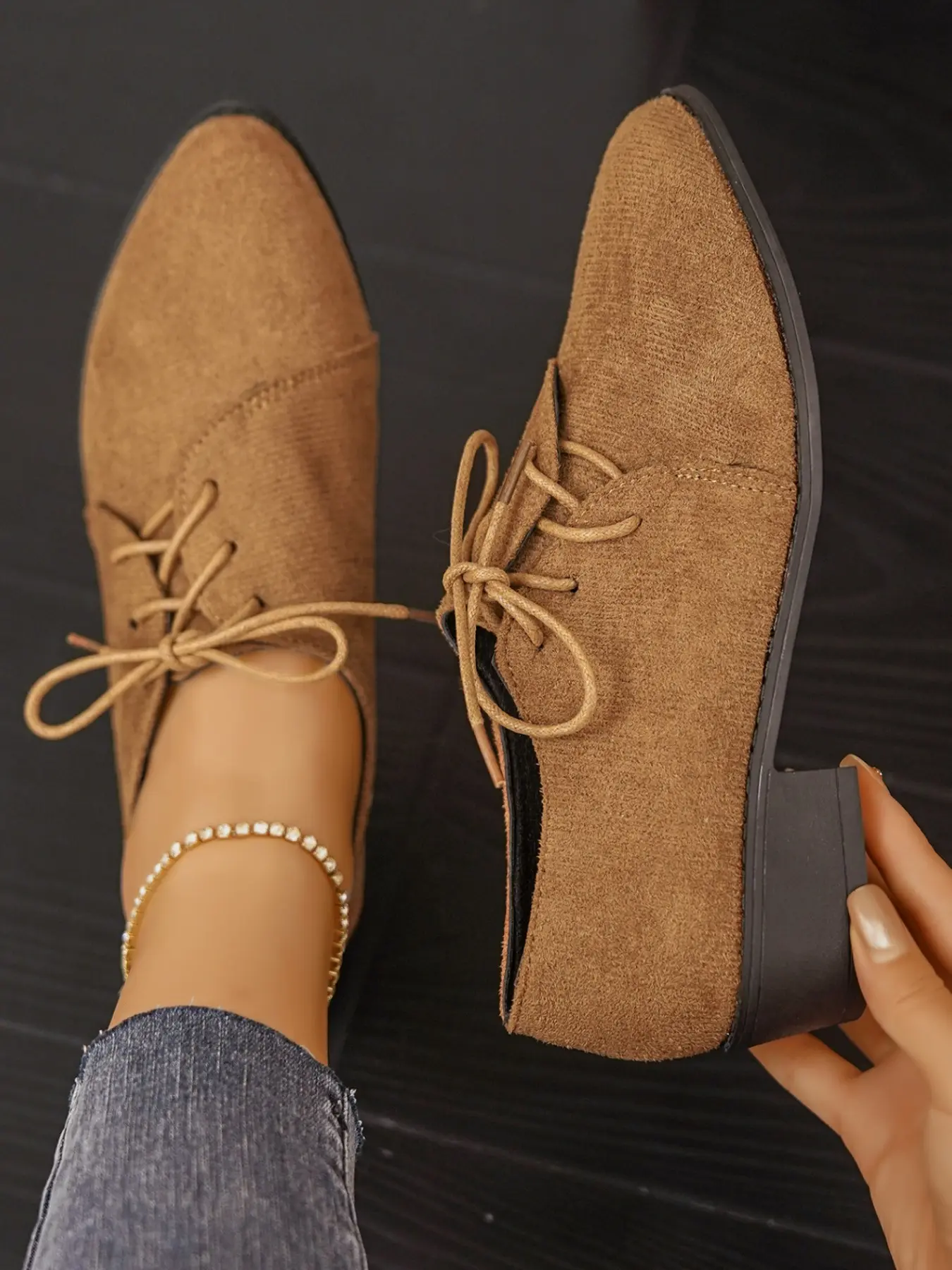 Lace-Up Chunky Heel Oxford Shoes, Pointed Toe Design, Low Block Heel, Vintage American Casual Style, Perfect for Retro
