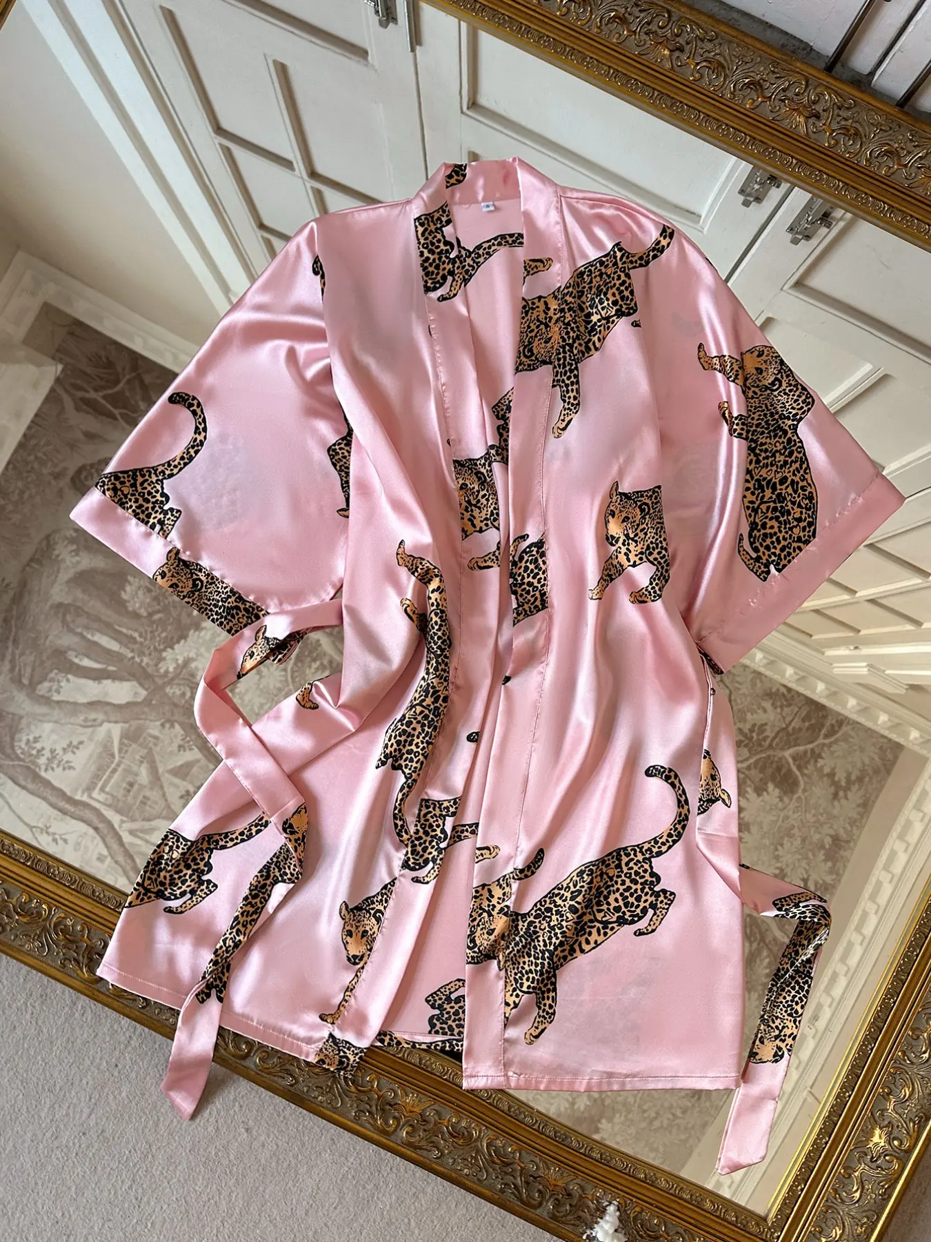Classic Leopard Print Kimono Sleepwear for Women, High Waist Tie Design, Conceals Belly, Slimming Home Wear, Versatile and Stylish