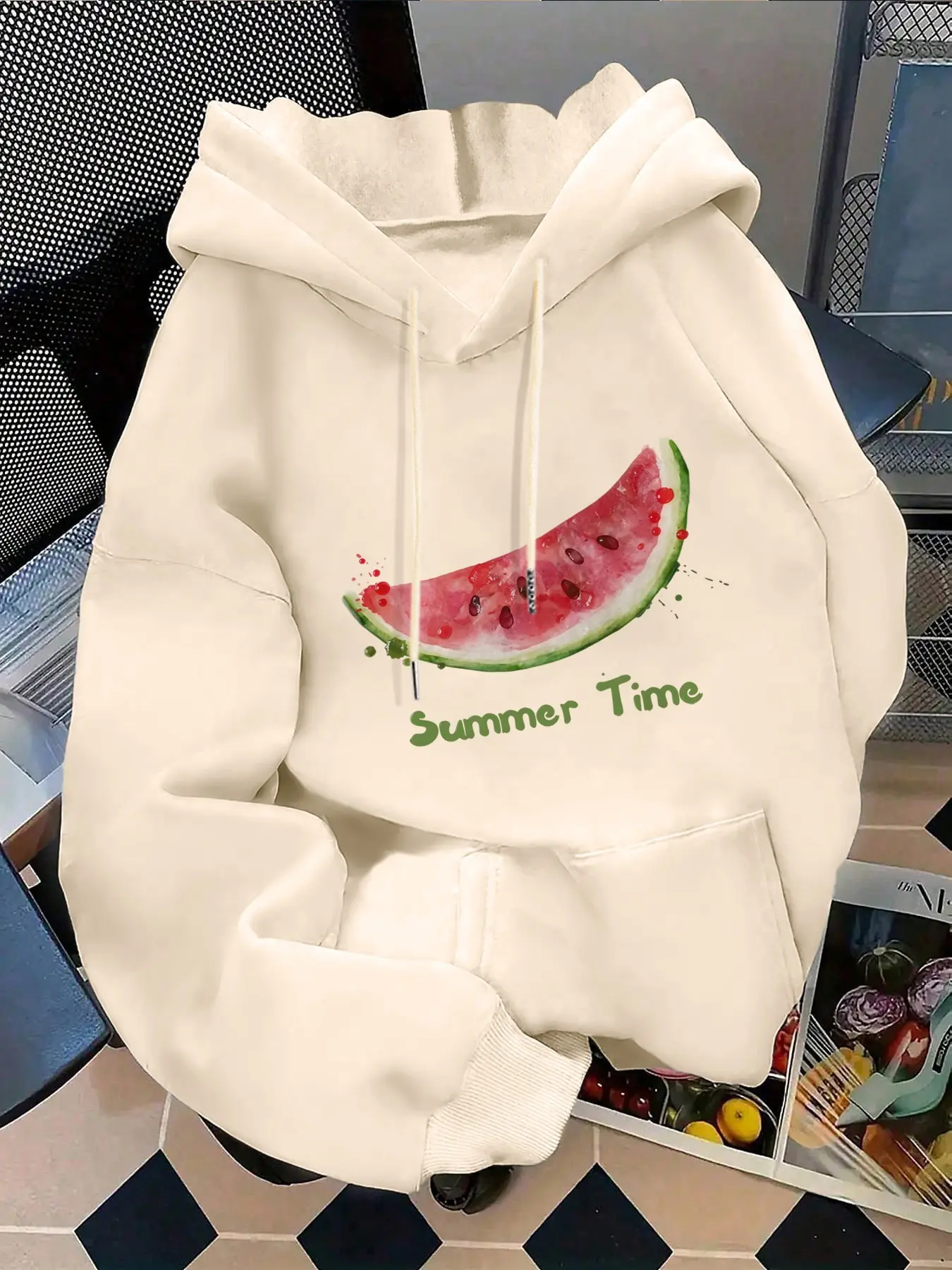 Women's Fashion Hooded Sweatshirt, Fruit Print, Drawstring Kangaroo Pocket, Fall & Winter Casual Sports Top, Perfect for Parties