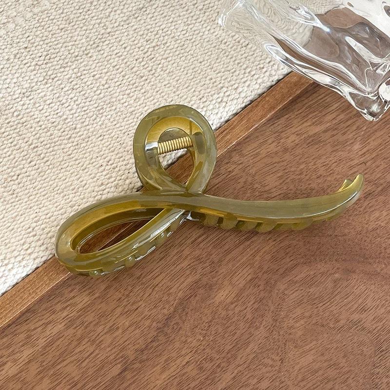 Simple and elegant versatile jelly claw clip for women, suitable for up-dos at the back of the head, new stylish hair accessory