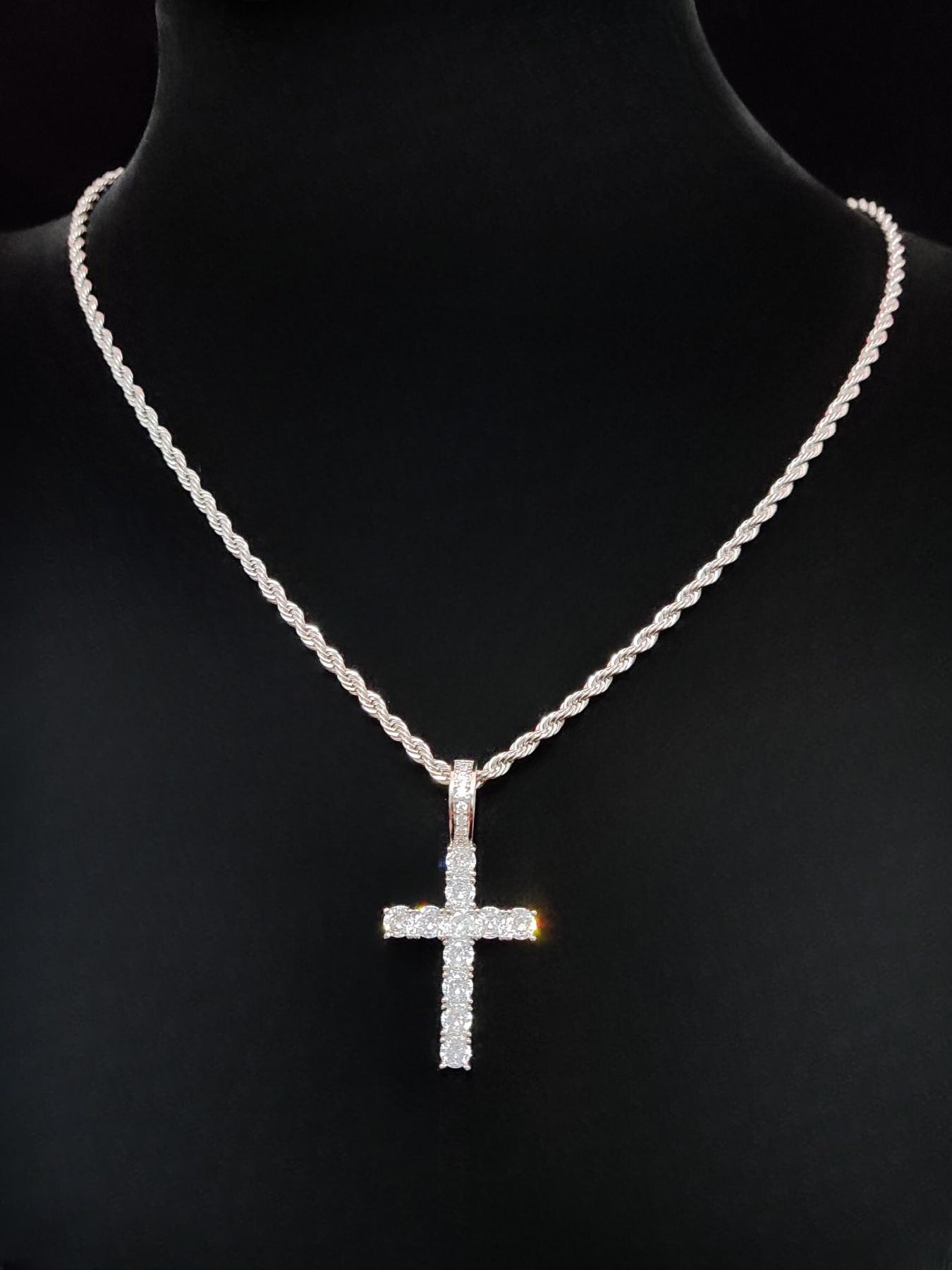 Artificial Zircon Cross Pendant Twist Chain Necklace Zirconia Cross Pendant, Punk Style Cross Chain Design Jewelry for Party, Daily Decor, Trendy All-match & Exquisite Jewelry for Birthday Gift, Glitter Cross Pendant