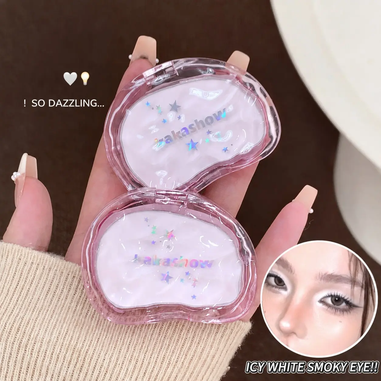 Matte Highlighter Powder, Natural Glow Face Contouring, Enhances Tear Troughs, Sculpted Look, Single Color, High Shine Finish, Glowy Highlighter