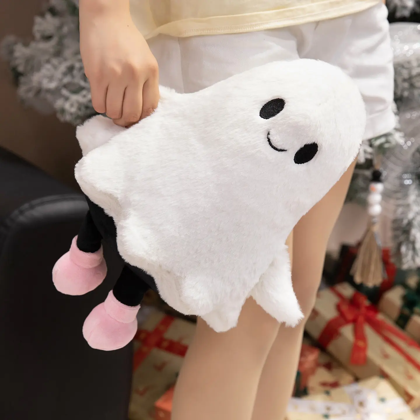 Cute Ghost Plush Doll with Shoes, Soft Halloween Stuffed Ghost Toy, Kawaii Spooky Ghost Plushie Gift for Girls, Halloween Decor, Soft Adorable Stuffed